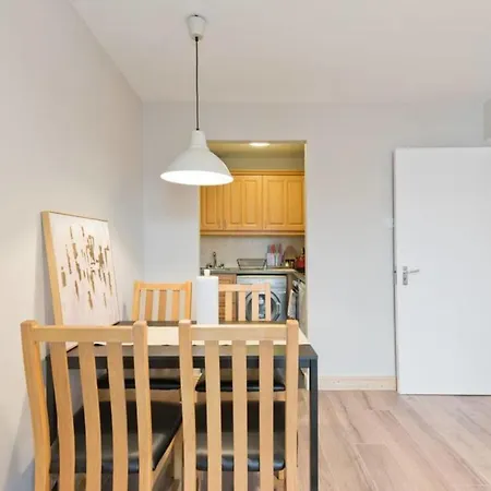 City Centre Apt 10 Min Walk To Temple Bar Sleeps 4 Apartment Dublin