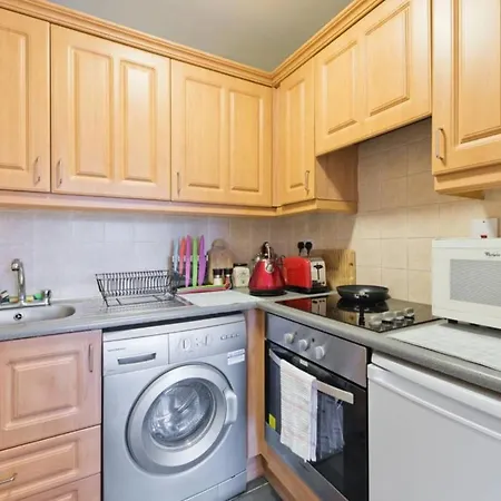 Apartment City Centre Apt 10 Min Walk To Temple Bar Sleeps 4